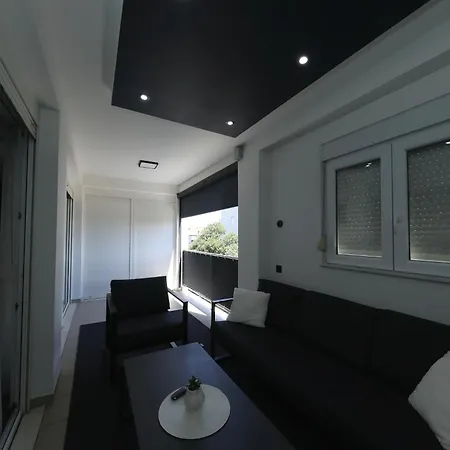 Apartment Legacy Marine 3 - Serenity, Luxury Designer Penthouse *
