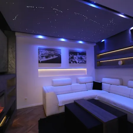 Apartment Legacy Marine 3 - Serenity, Luxury Designer Penthouse