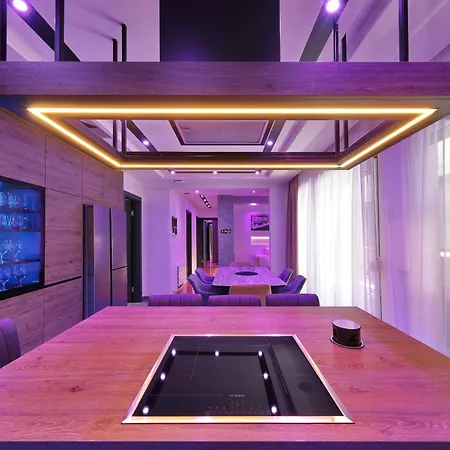 Legacy Marine 3 - Serenity, Luxury Designer Penthouse